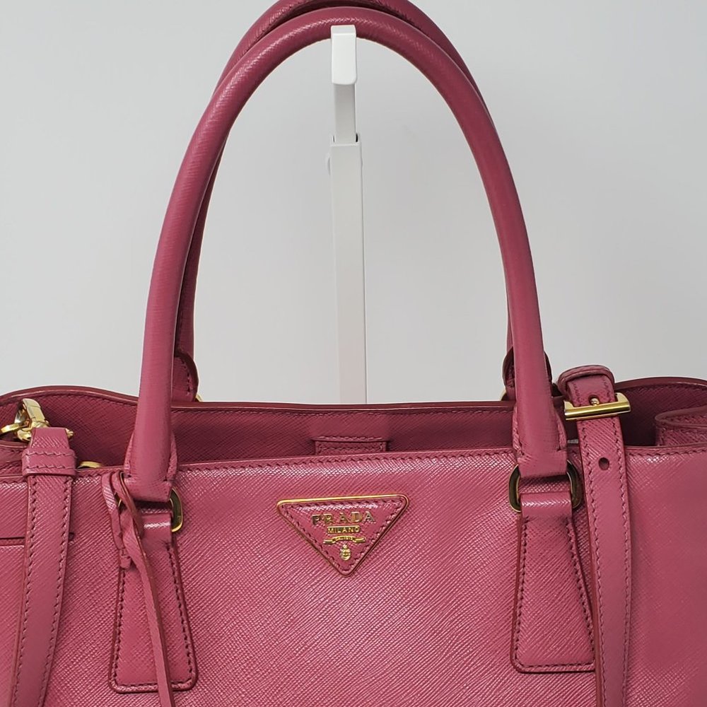 Auth Prada Galleria Medium Saffiano Crossbody Bag - Picture 5 of 16